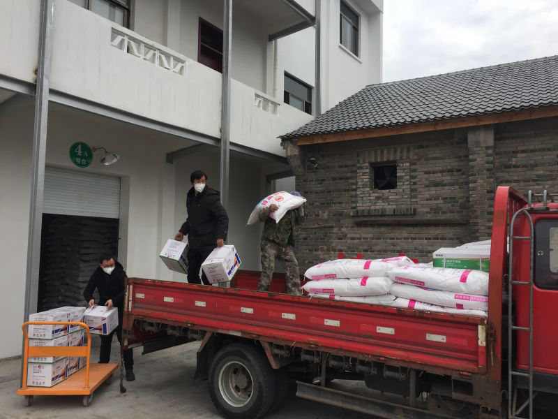 農資“跑”起來，讓農田不“喊渴” 我省農資貨源充足價格總體平穩